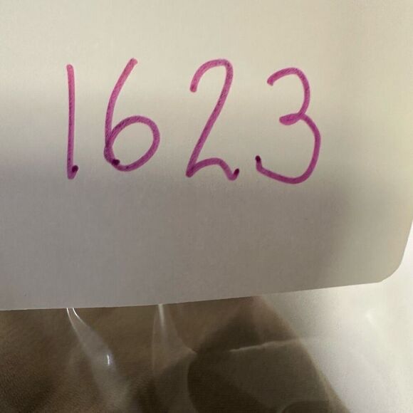 Under Armour Golf Cargo Shorts Flat Front Beige Color Size 38 stain - Picture 2 of 9